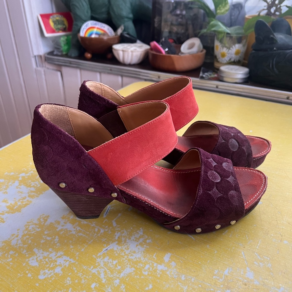 John Fluevog Sandal Wedge size 9!